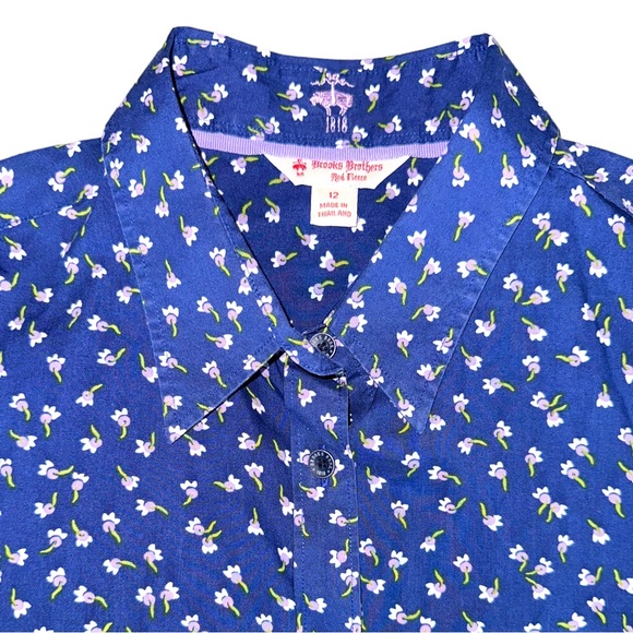 Brooks Brothers Tops - Brooks Brothers Ditsy Floral Blouse